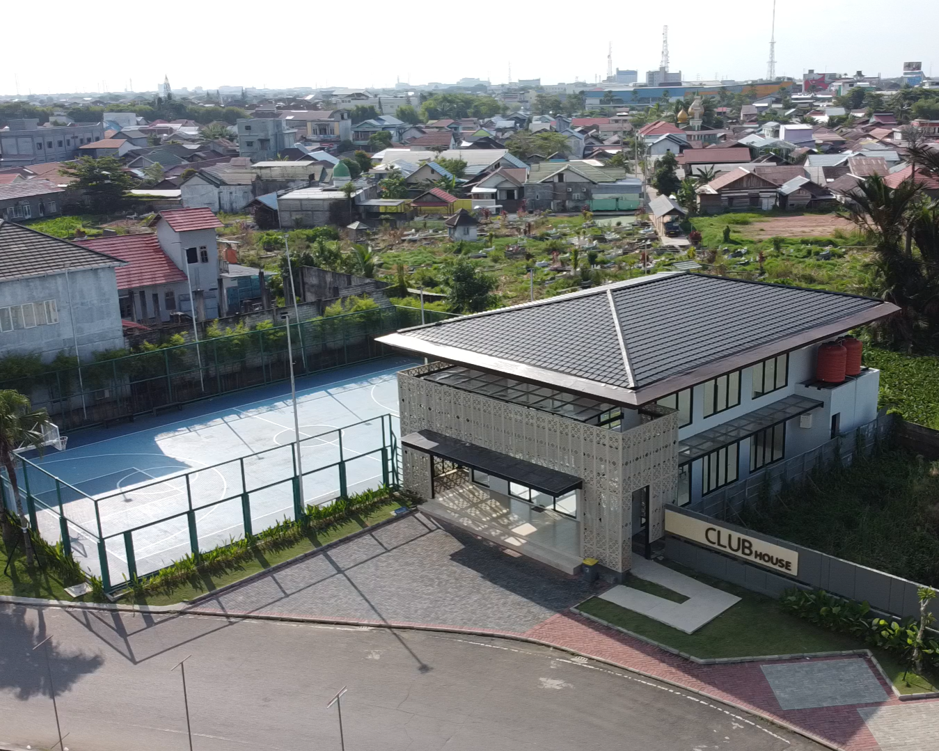 Club House (1)